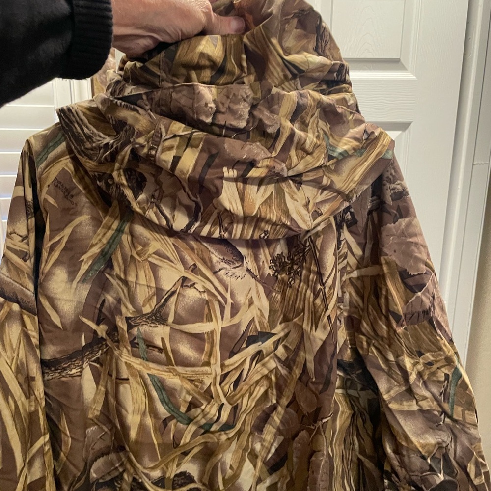 Ducks 🦆 Unlimited Camouflage Hooded Jacket - Picture 5 of 5